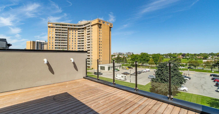 42 Pony Farm Drive, Toronto, ON, M9R 0B3 - 17