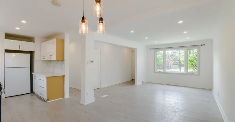 351 Maurice Drive, Oakville, ON, L6K 2X4 - 7