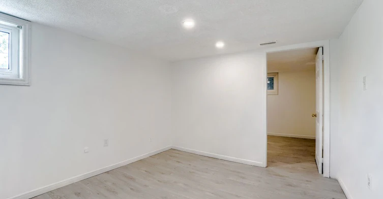 351 Maurice Drive, Oakville, ON, L6K 2X4 - 33
