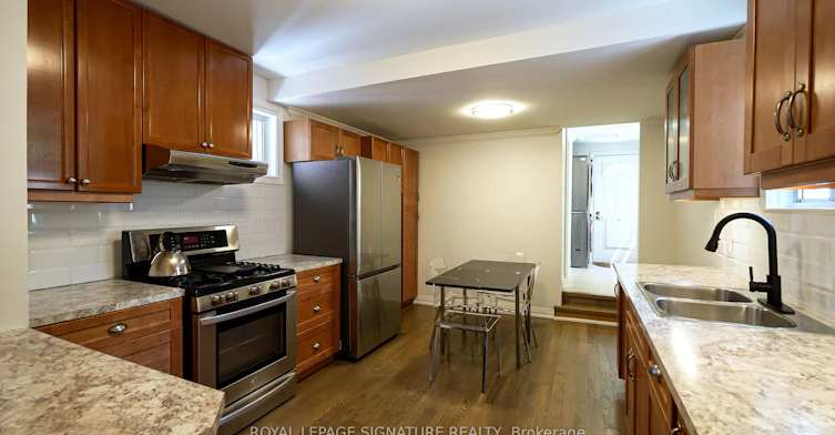 Main-30 Preston Road, Toronto, ON, M6E 1Y7 - 8