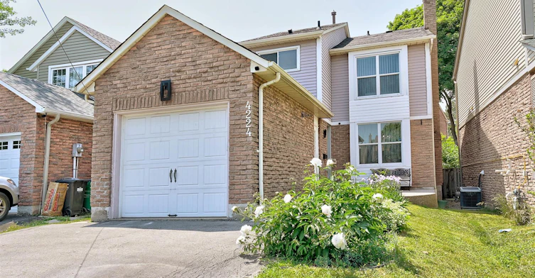 4224 Trapper Crescent, Mississauga, ON, L5L 3A9