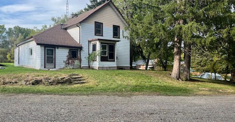 Unit 2-2 Mckenzie Street, Caledon, ON, L7C 1G7