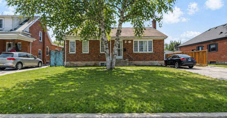 Main Level-32A Guest Street, Brampton, ON, L6W 1T8