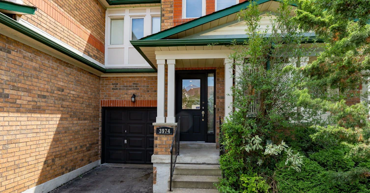 3974 Discovery Court, Mississauga, ON, L5N 7H8 - 5