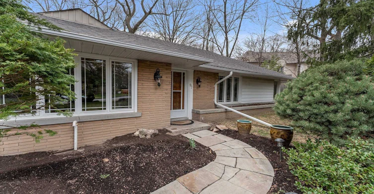97 Valecrest Drive, Toronto, ON, M9A 4P5 - 2