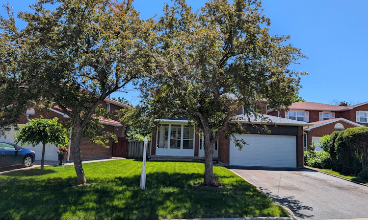 796 Buckingham Court