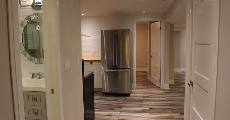Lower-41 Treeview Drive, Toronto, ON, M8W 4C1 - 5