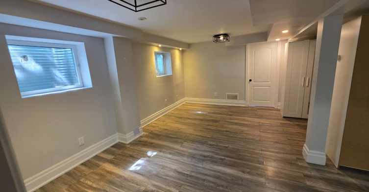 Bsmt-7009 Lessard Lane, Mississauga, ON, L5W 1A4 - 5