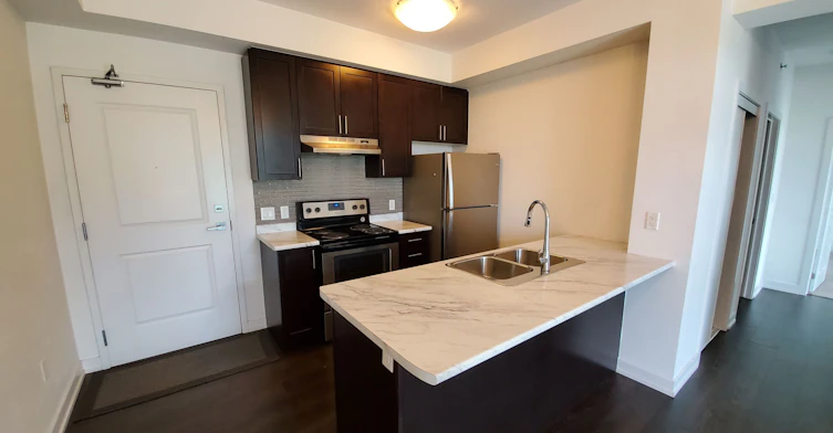 205-2490 Old Bronte Road, Oakville, ON, L6M 0Y5 - 4