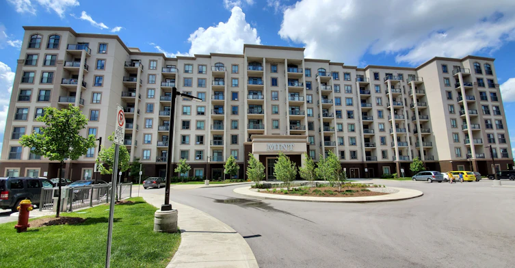 205-2490 Old Bronte Road, Oakville, ON, L6M 0Y5