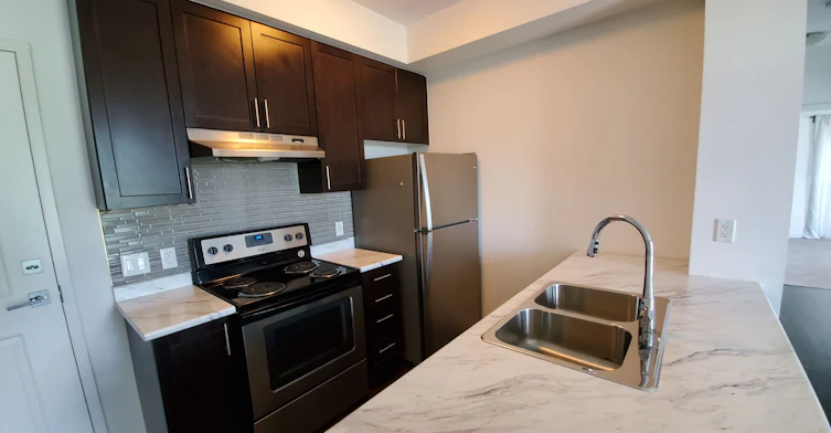 205-2490 Old Bronte Road, Oakville, ON, L6M 0Y5 - 16