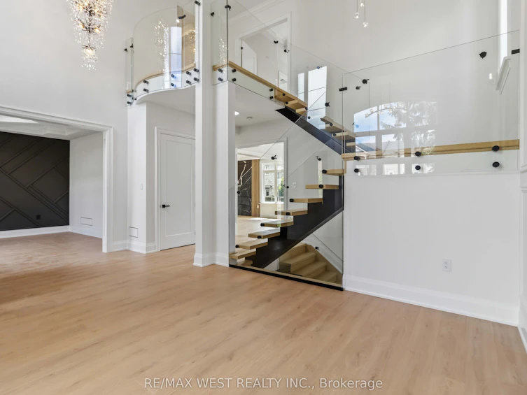 6425 Old Church Road, Caledon, ON, L7C 1R1 - 32