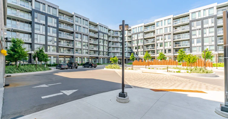 614-2501 Saw Whet Boulevard, Oakville, ON, L6M 5N2 - 2