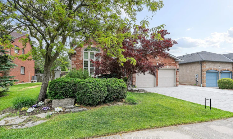 63 Craig Crescent