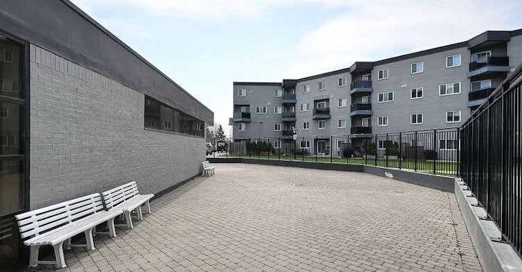 22-2001 Bonnymede Drive, Mississauga, ON, L5J 4H8 - 21