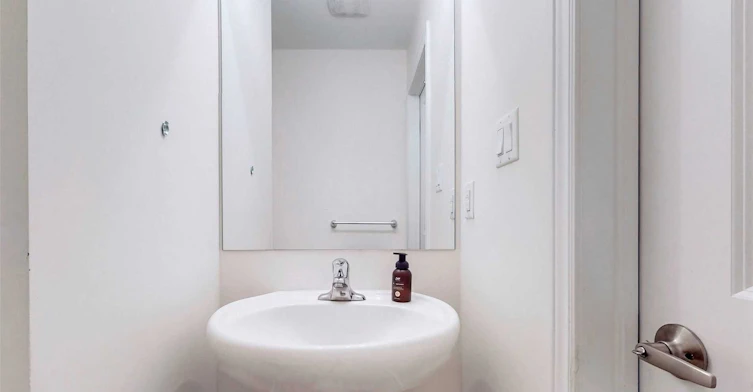33 Edward Horton Crescent, Toronto, ON, M8Z 0E7 - 15