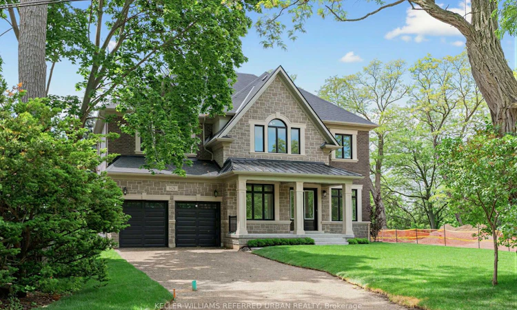 1429 Dundas Crescent