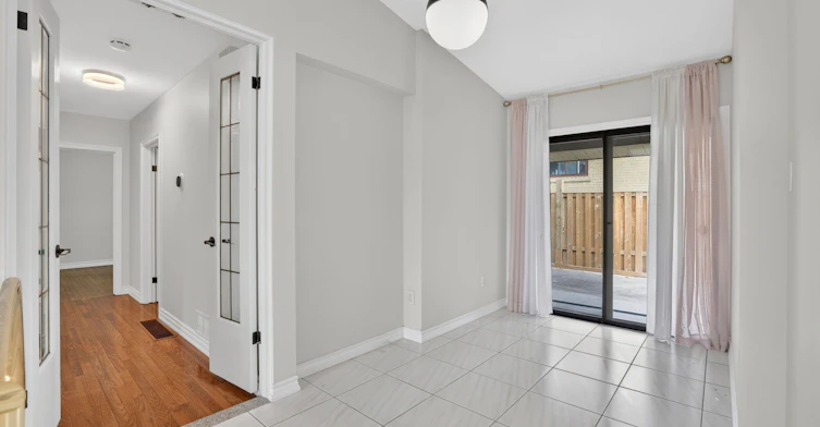 Upper-80 Beaumonde Heights Drive, Toronto, ON, M9V 1V9 - 6
