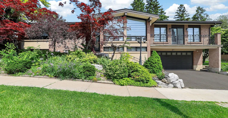 Upper-80 Beaumonde Heights Drive, Toronto, ON, M9V 1V9