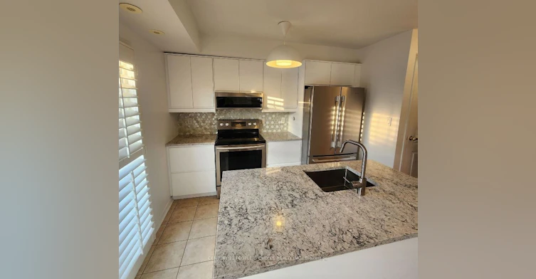 1-5050 Intrepid Drive, Mississauga, ON, L5M 0E8 - 5