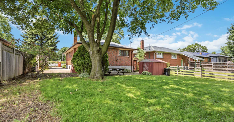 21 Jardine Place, Toronto, ON, M9R 2B8 - 32