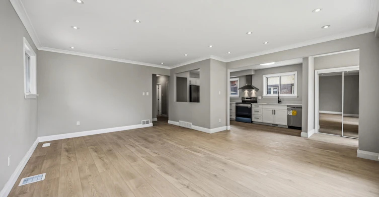 21 Jardine Place, Toronto, ON, M9R 2B8 - 7