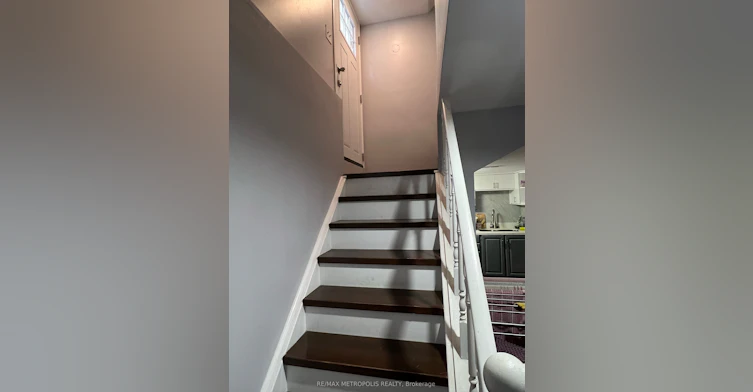 Bsmt-5884 Chorley Place, Mississauga, ON, L5M 5L7 - 2