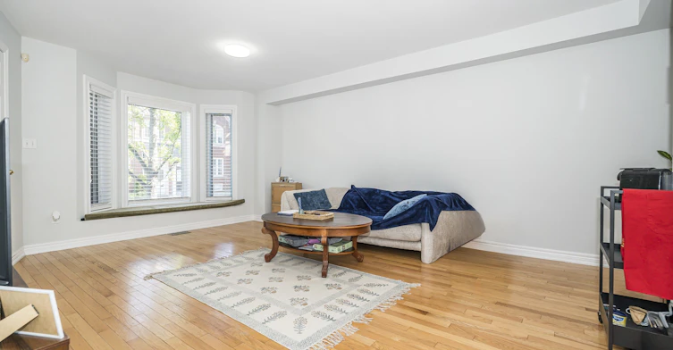 Main/Base-125 Viella Street, Toronto, ON, M6N 5C7 - 4