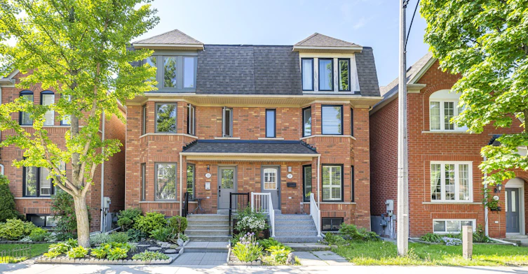 Main/Base-125 Viella Street, Toronto, ON, M6N 5C7 - 19