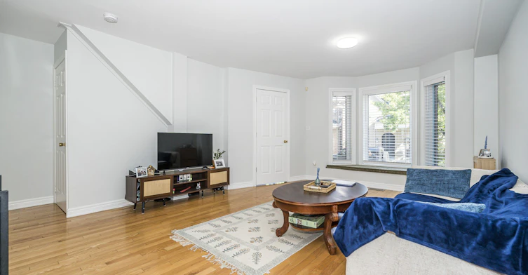 Main/Base-125 Viella Street, Toronto, ON, M6N 5C7 - 5