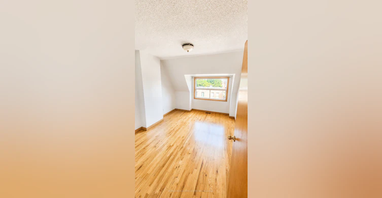 Upper-908 Ossington Avenue, Toronto, ON, M6G 3V1 - 8