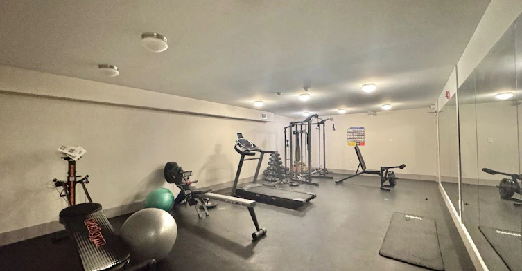 102-5 Paisley Boulevard E, Mississauga, ON, L6A 1P3 - 6