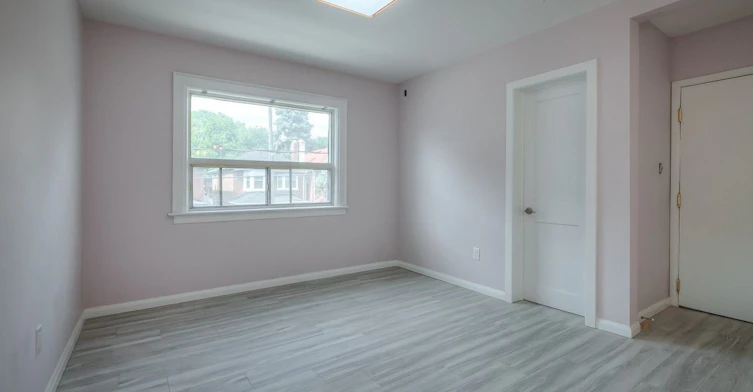 2-135 Jane Street, Toronto, ON, M6S 3Y7 - 4