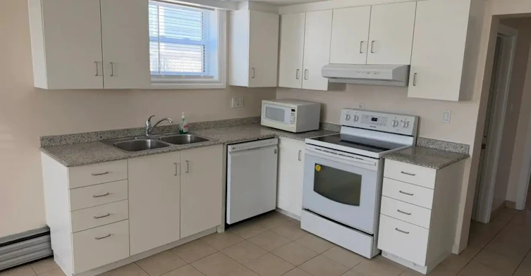 1564 The Queensway Way, Toronto, ON, M8Z 1T5 - 6