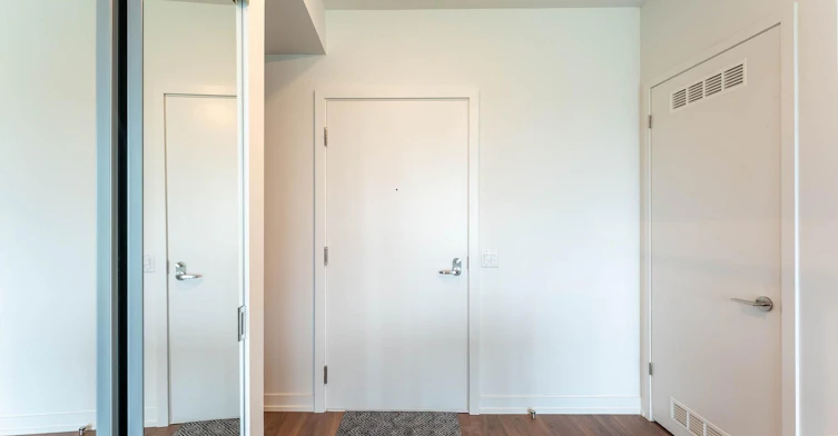 211-251 Masonry Way, Mississauga, ON, L3H 0B3 - 5