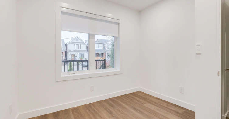 2-94 Earlscourt Avenue, Toronto, ON, M6E 4A9 - 8