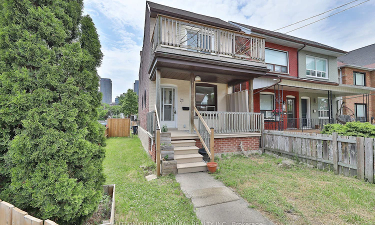21 Wallace Avenue