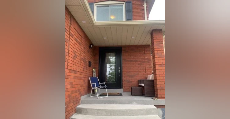 4339 Radisson (Upper Level) Crescent W, Mississauga, ON, L5M 4C2 - 2