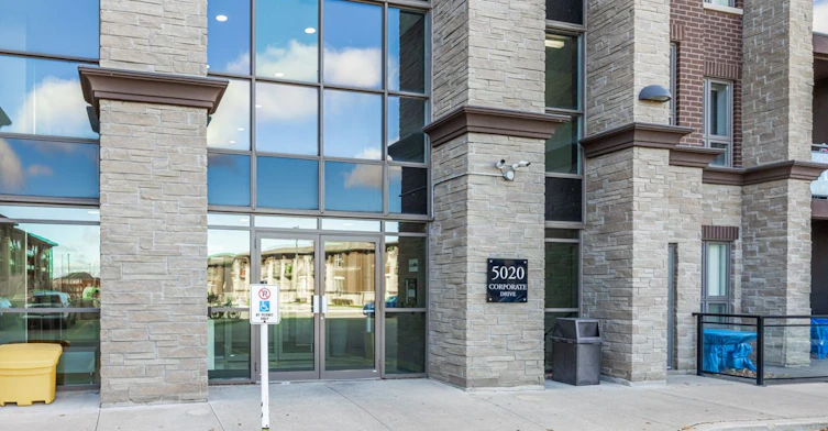 113-5020 Corporate Drive, Burlington, ON, L7L 0H7 - 23