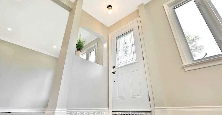 778 Drury Lane, Burlington, ON, L7R 2Y2 - 2
