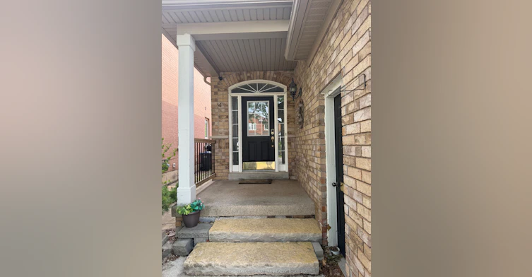 5630 Longboat Avenue, Mississauga, ON, L5M 7E8 - 3
