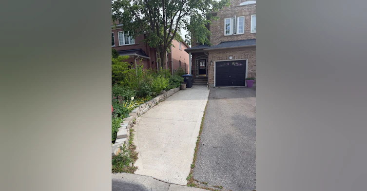 5630 Longboat Avenue, Mississauga, ON, L5M 7E8 - 2
