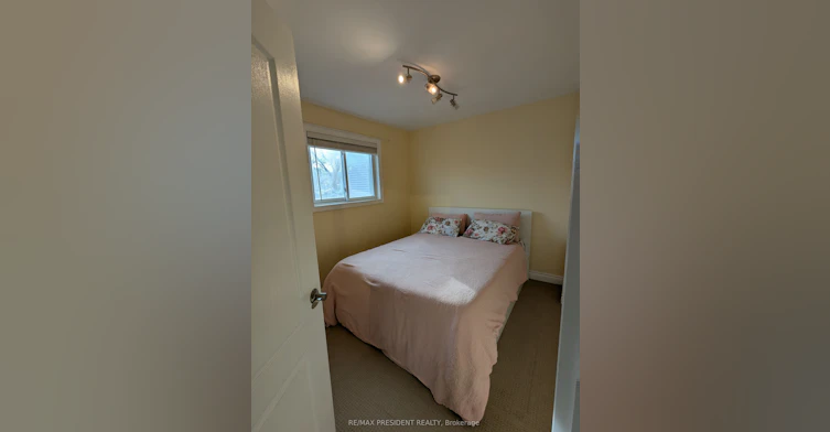 2563 Whittaker Drive, Burlington, ON, L7P 4R1 - 20
