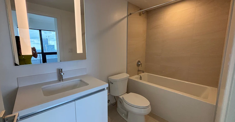5805 LPH-4015 The Exchange N/A, Mississauga, ON, L5B 0N9 - 12