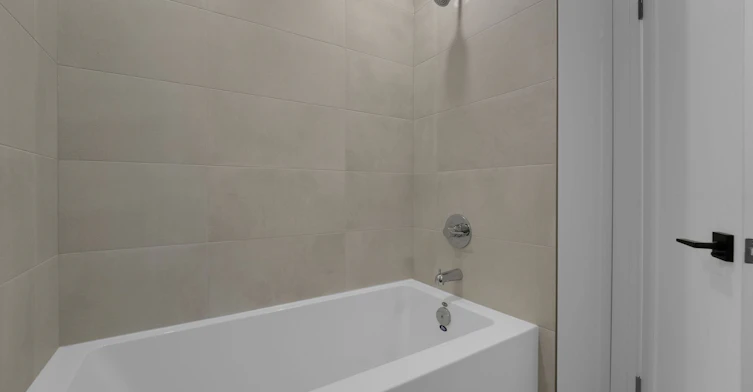 LOWER-521 St Johns Road, Toronto, ON, M6S 2L7 - 13