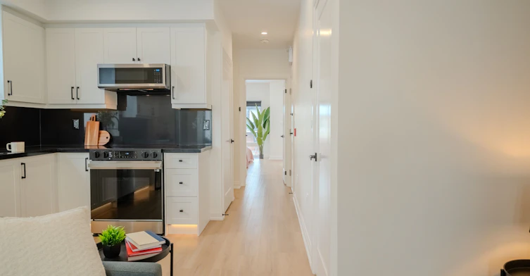 3-53 Innes Avenue, Toronto, ON, M6E 1N1 - 10