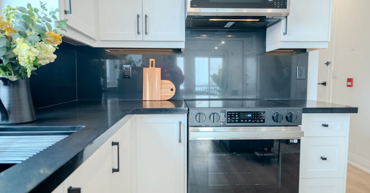 3-53 Innes Avenue, Toronto, ON, M6E 1N1 - 12