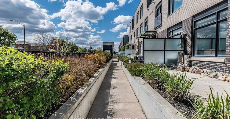 11-4030 Parkside Village Drive, Mississauga, ON, L5B 0K2 - 3