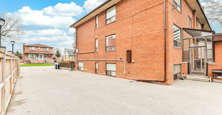 Main-72 Winston Park Boulevard, Toronto, ON, M3K 1C3 - 13