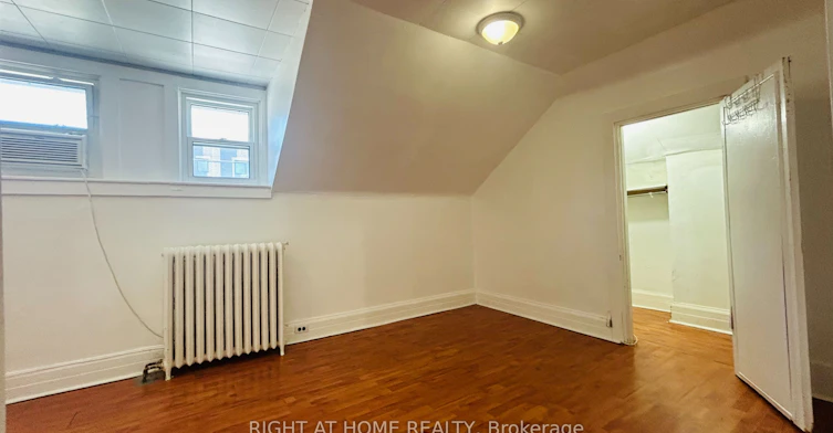 2-60 Long Branch Avenue, Toronto, ON, M8W 3J2 - 2